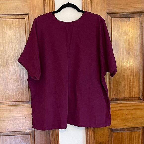 EUC Cherokee Workwear Plum Purple 2X Scrub Top - Picture 2 of 4